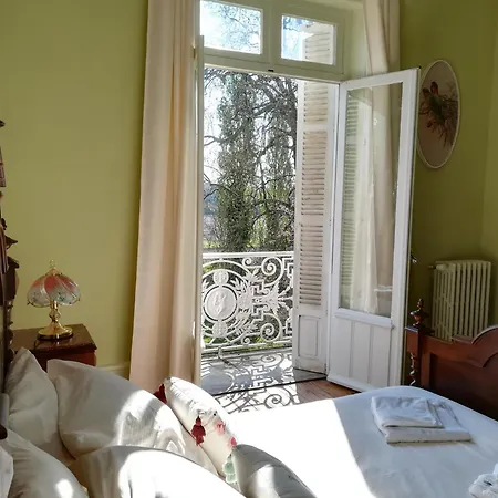 Domaine De Champ Rose + Piscine Chauffee, Couverte * Saint-Laurent-de-Belzagot