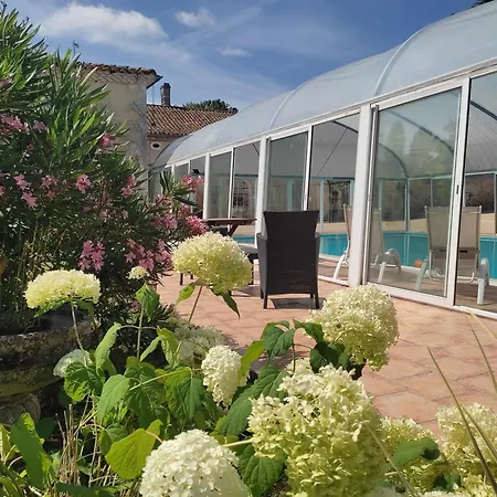 Vakantiehuis Domaine De Champ Rose + Piscine Chauffee, Couverte *