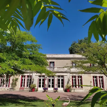 Vakantiehuis Domaine De Champ Rose + Piscine Chauffee, Couverte