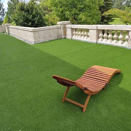 Vakantiehuis Domaine De Champ Rose + Piscine Chauffee, Couverte Saint-Laurent-de-Belzagot