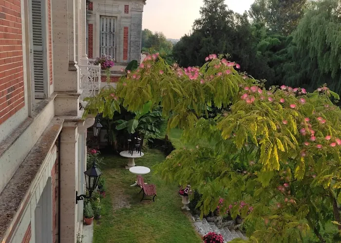 Domaine De Champ Rose + Piscine Chauffée, Couverte Сasa de vacaciones Saint-Laurent-de-Belzagot